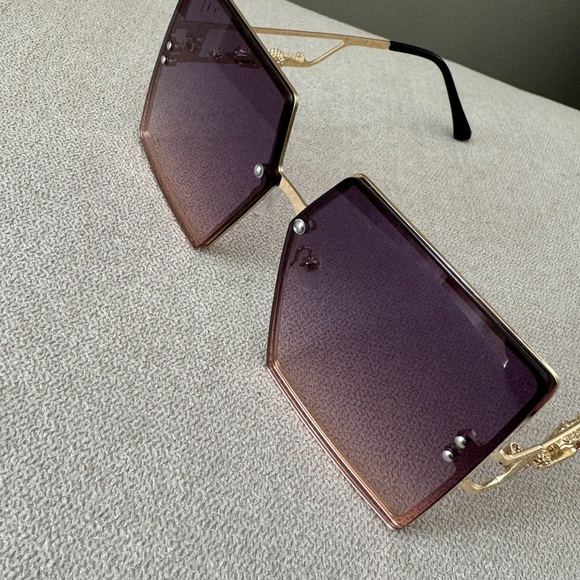 NWOT Sunglasses Bundle - Picture 4 of 14